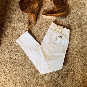 Miss Me skinny jeans size 29 white.